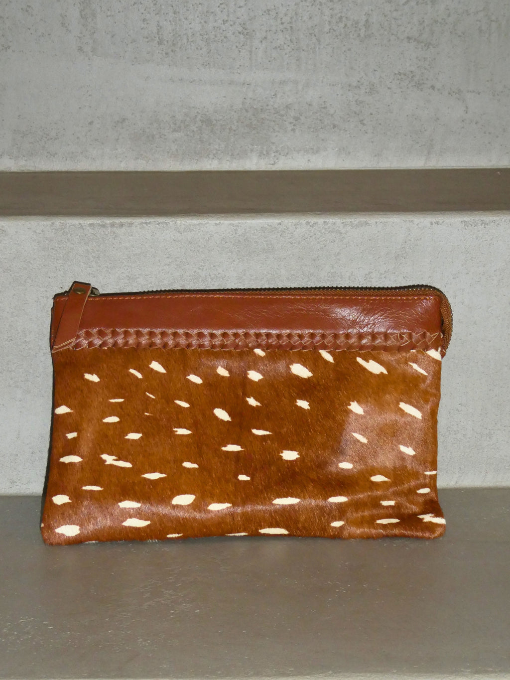 Hatch Clutch - Bambi Cowhide